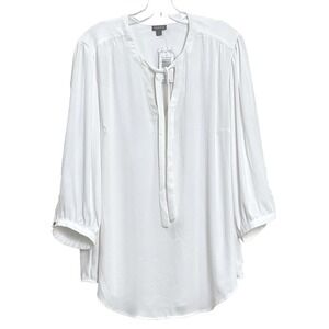 NWT Torrid Georgette Tie Neck Peasant Blouse 1X Ivory 3/4 Sleeve Curved‎ Hem